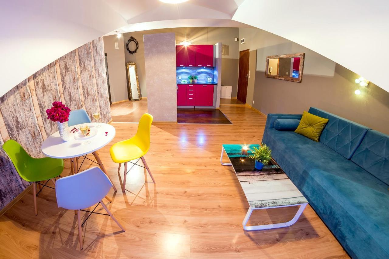 Style Apartment Next To Kazimierz And Old Town + Netflix كراكوفيا المظهر الخارجي الصورة