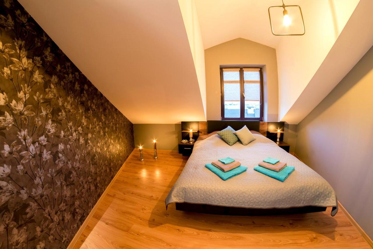 Style Apartment Next To Kazimierz And Old Town + Netflix كراكوفيا المظهر الخارجي الصورة